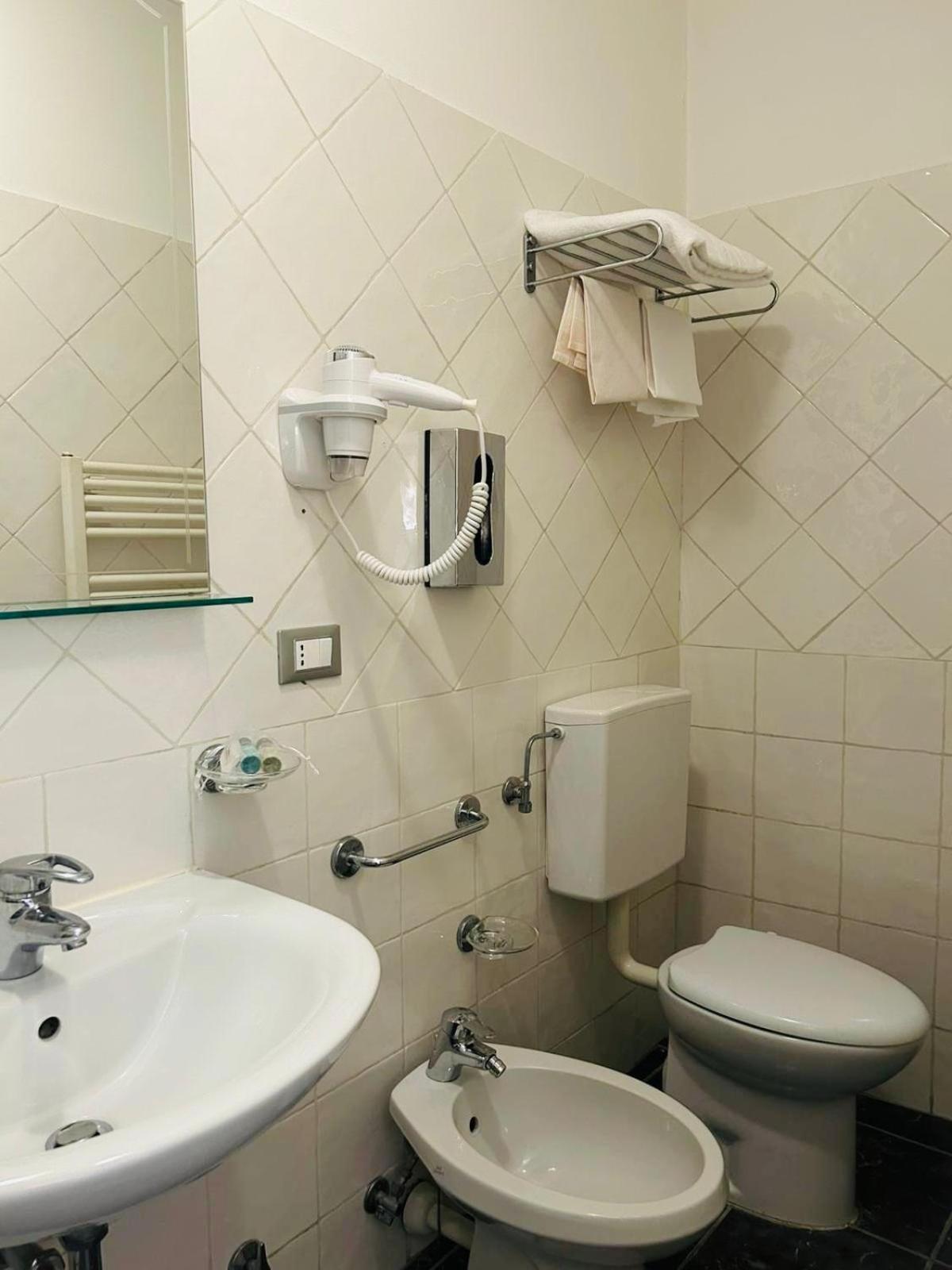 Hotel Giardinetto Al Sant'Orsola Bologna Buitenkant foto